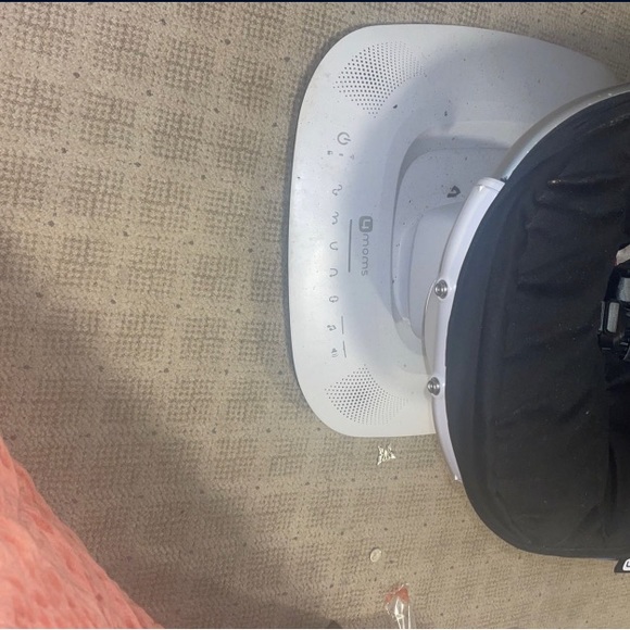 It’s an mommy swing only been used once my baby is too big for him - Picture 4 of 4